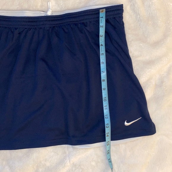 Nike Mini sport skirt - Picture 8 of 9
